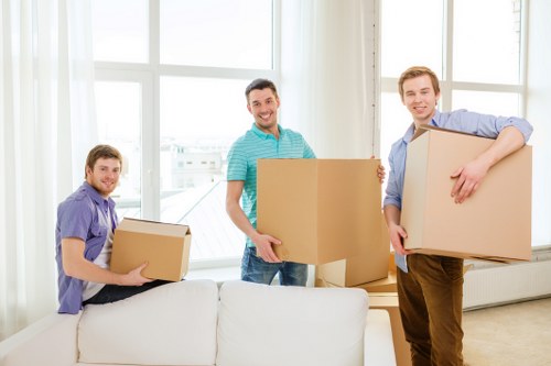 Removal truck suitable for flats, offices, and nearby central London areas