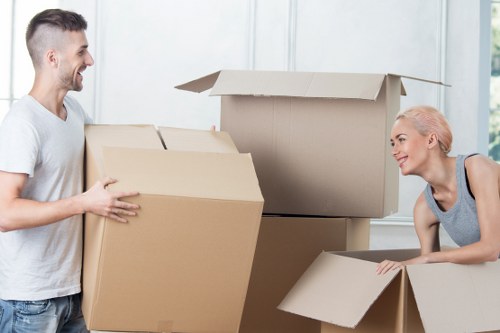 Local packing materials suitable for flats and offices in Barbican
